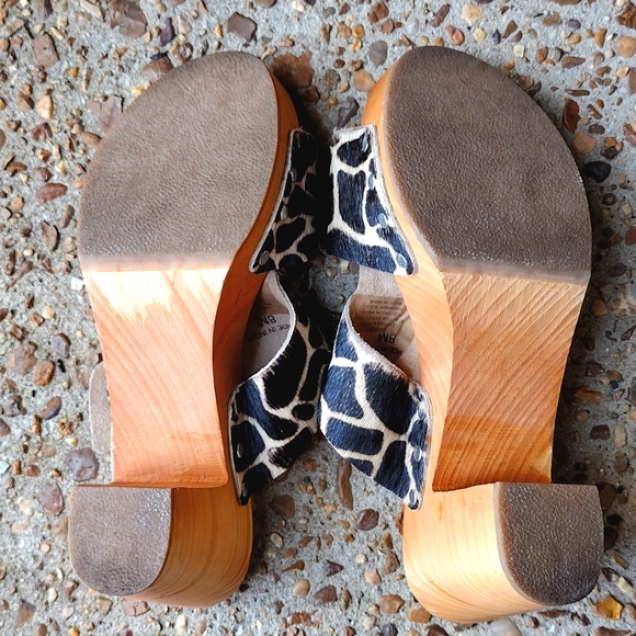 EUC Matisse giraffe print "Cherri" calf hair chunky heels - Picture 8 of 11